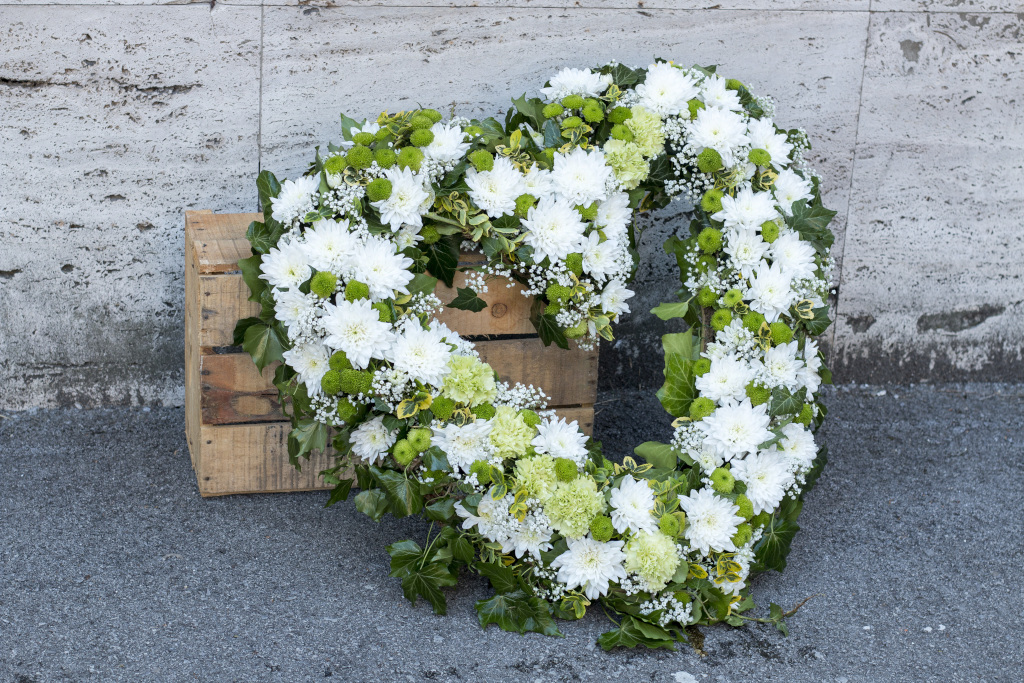 Christelle Seyller - Fleurs de deuil à Phalsbourg